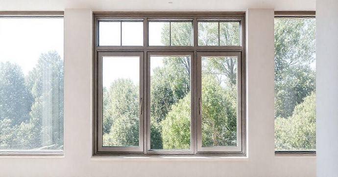 Janela de vidro temperado 4 folhas: elegância e segurança para sua casa